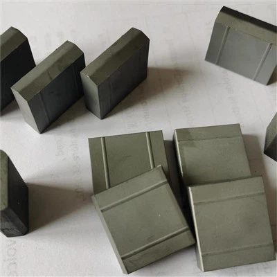 Inserto de carburo para filos de corte de quitanieves